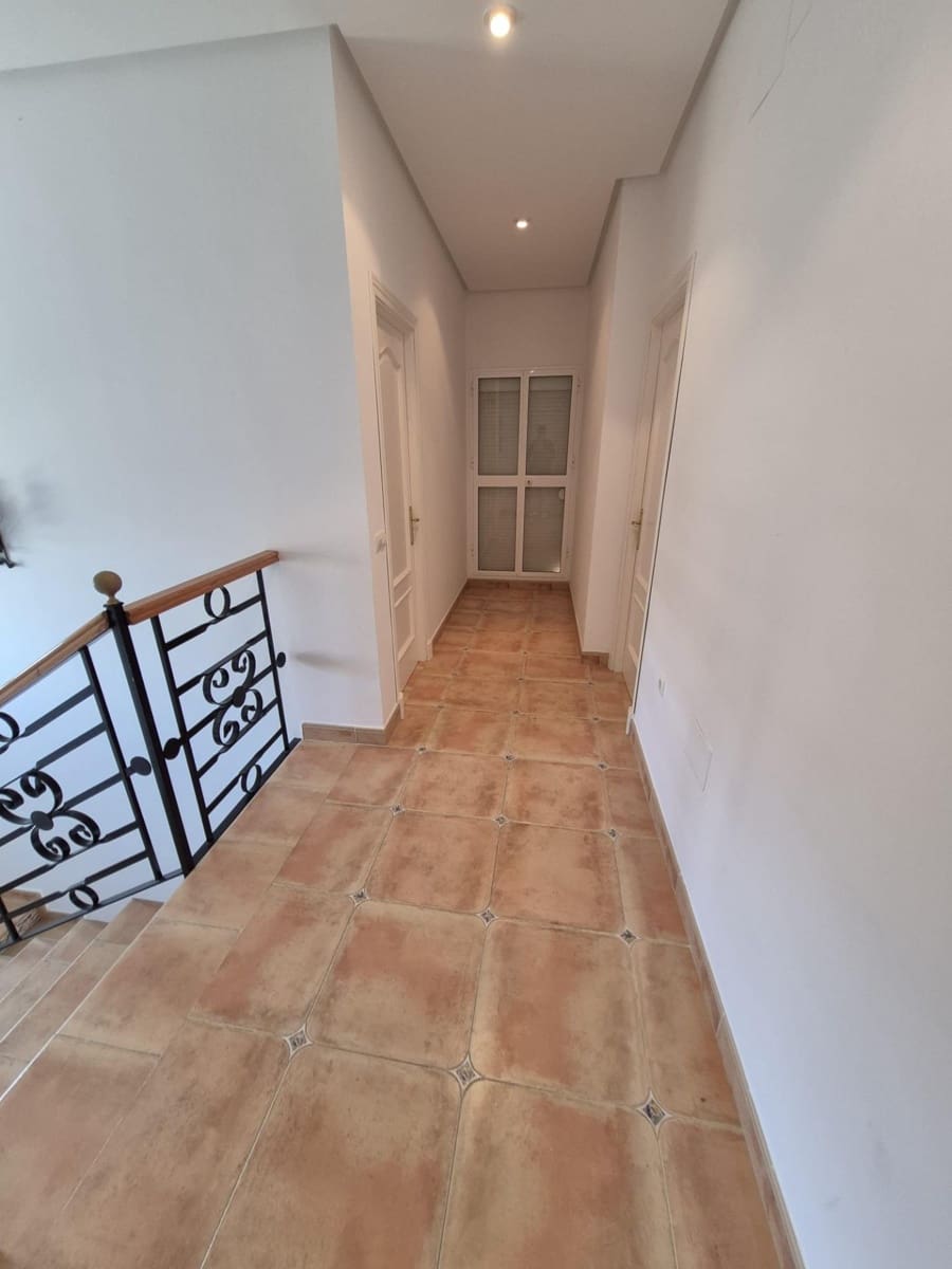 4 sovrum Villa till salu i Arcos de la Frontera med garage - 400 000 € (Ref: 4176290)