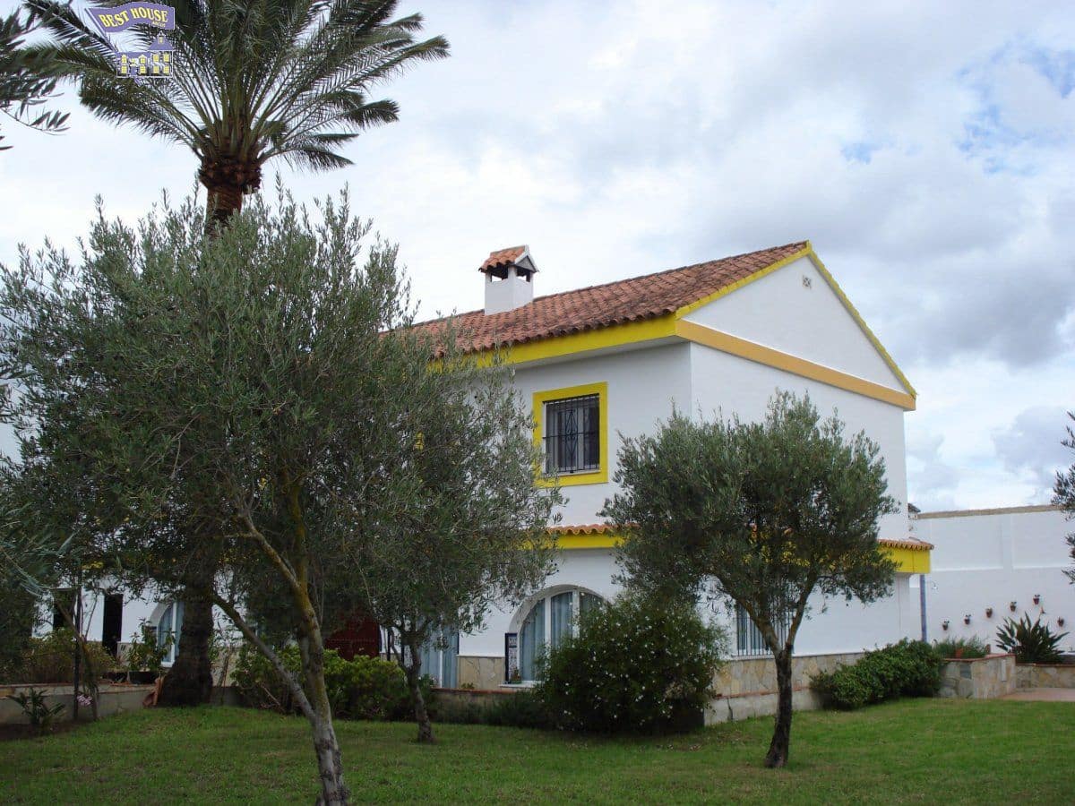 5 bedroom Villa for sale in Arcos de la Frontera with pool - € 495,000 (Ref: 4187104)