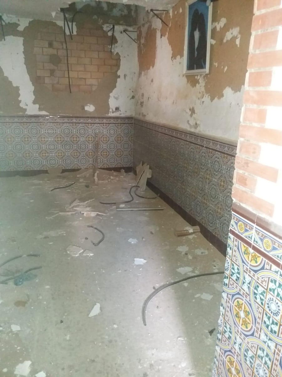 Townhouse for sale in Arcos de la Frontera - € 75,000 (Ref: 4413202)