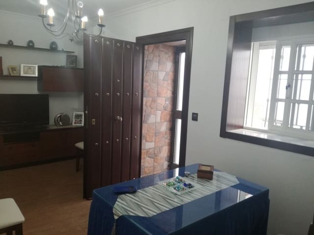 2 slaapkamer Huis te koop in Arcos de la Frontera met garage - € 159.000 (Ref: 4554551)