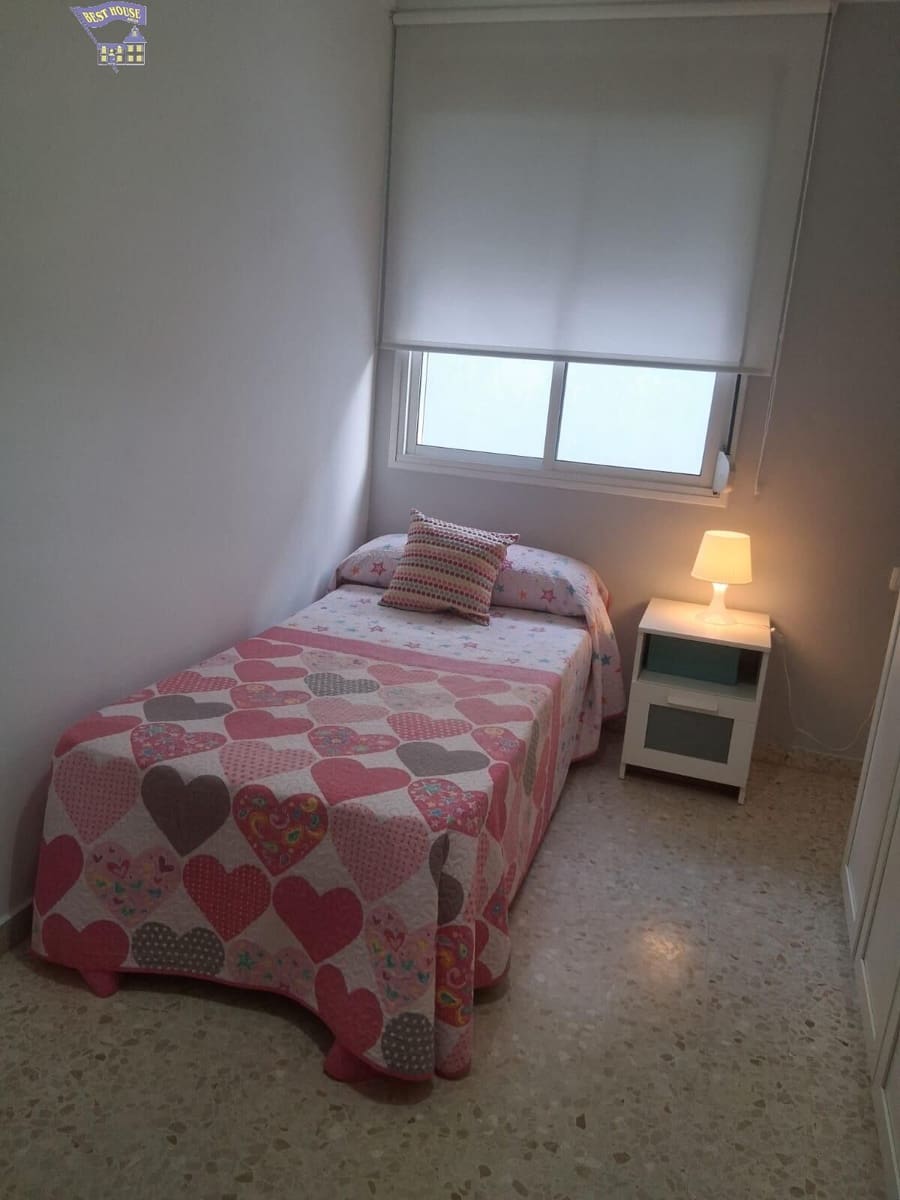 3 bedroom Terraced Villa for rent in Arcos de la Frontera - € 500 (Ref: 4733730)