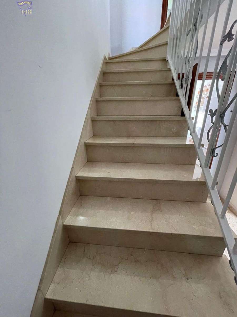 3 bedroom Terraced Villa for rent in Arcos de la Frontera - € 500 (Ref: 4733730)