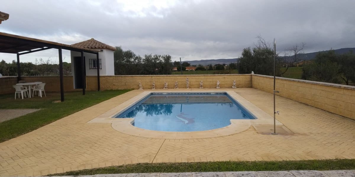 2 soverom Finca/Herregård til salgs i Arcos de la Frontera med svømmebasseng - € 225 000 (Ref: 4987654)