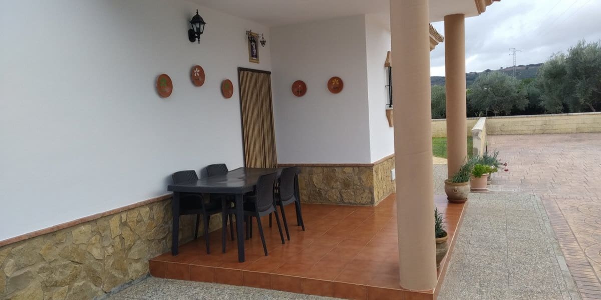 2 soverom Finca/Herregård til salgs i Arcos de la Frontera med svømmebasseng - € 225 000 (Ref: 4987654)