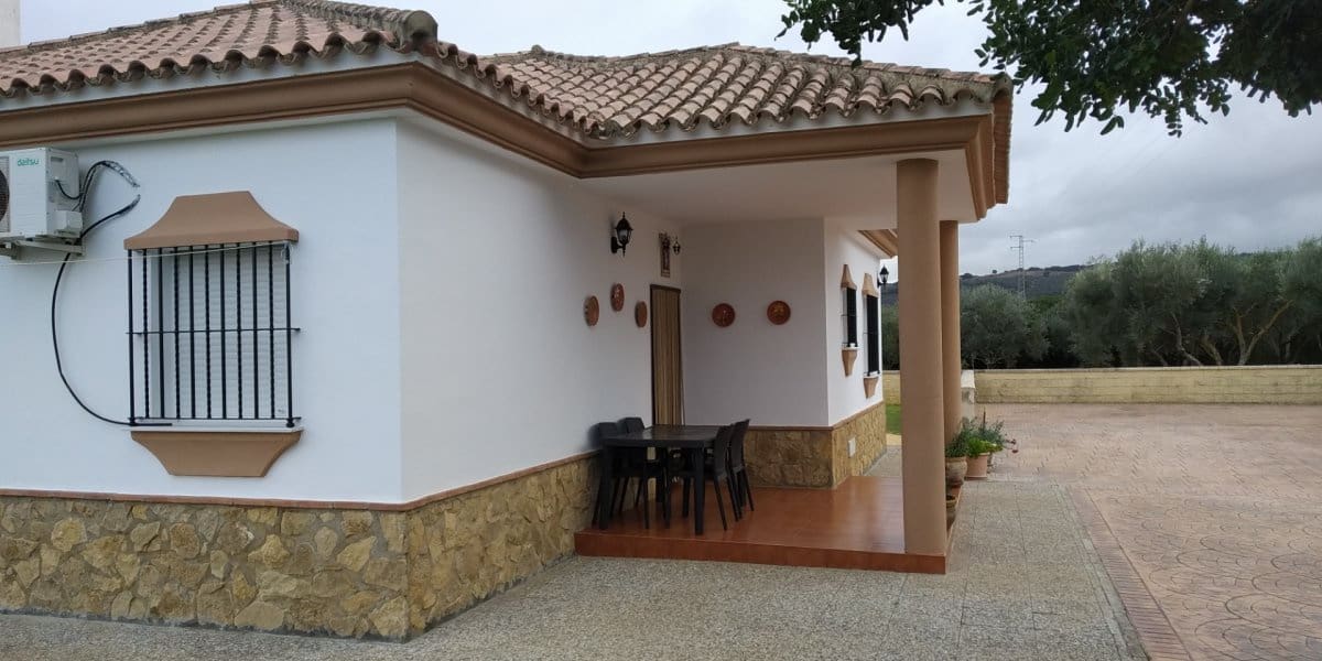 2 soverom Finca/Herregård til salgs i Arcos de la Frontera med svømmebasseng - € 225 000 (Ref: 4987654)