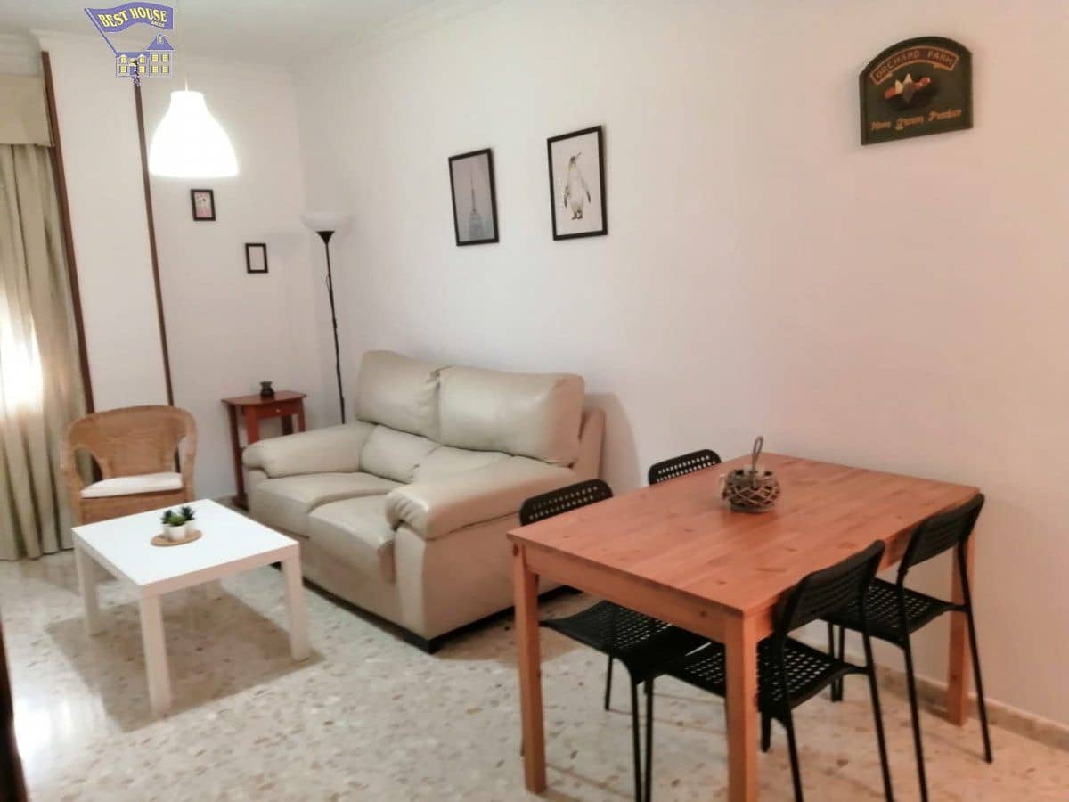 3 bedroom Flat for rent in Arcos de la Frontera with garage - € 400 (Ref: 5423974)