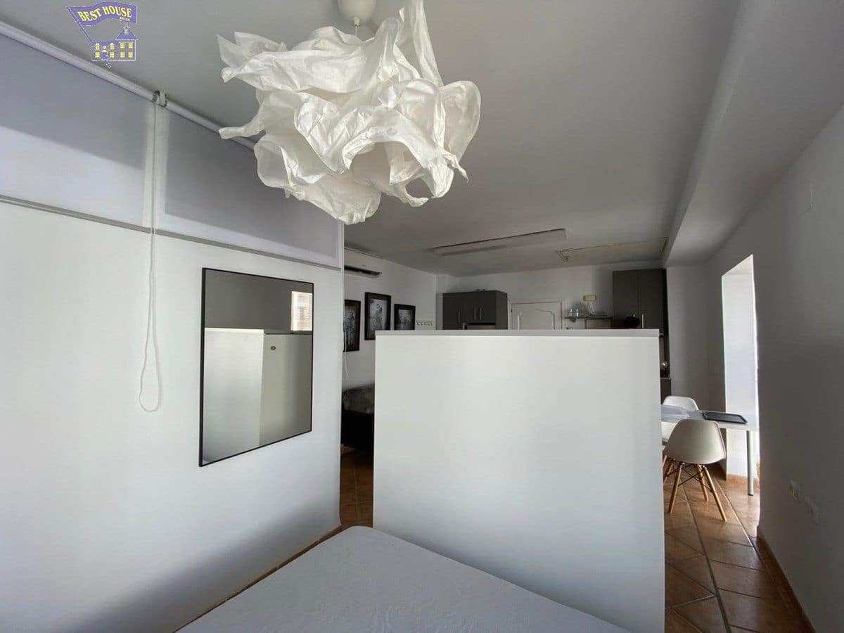 1 bedroom Apartment for rent in Arcos de la Frontera - € 350 (Ref: 5484856)