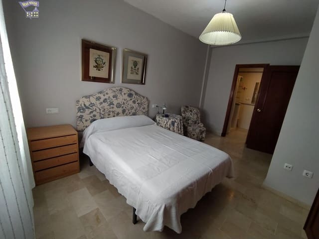 3 slaapkamer Flat te huur in Arcos de la Frontera - € 500 (Ref: 5787344)