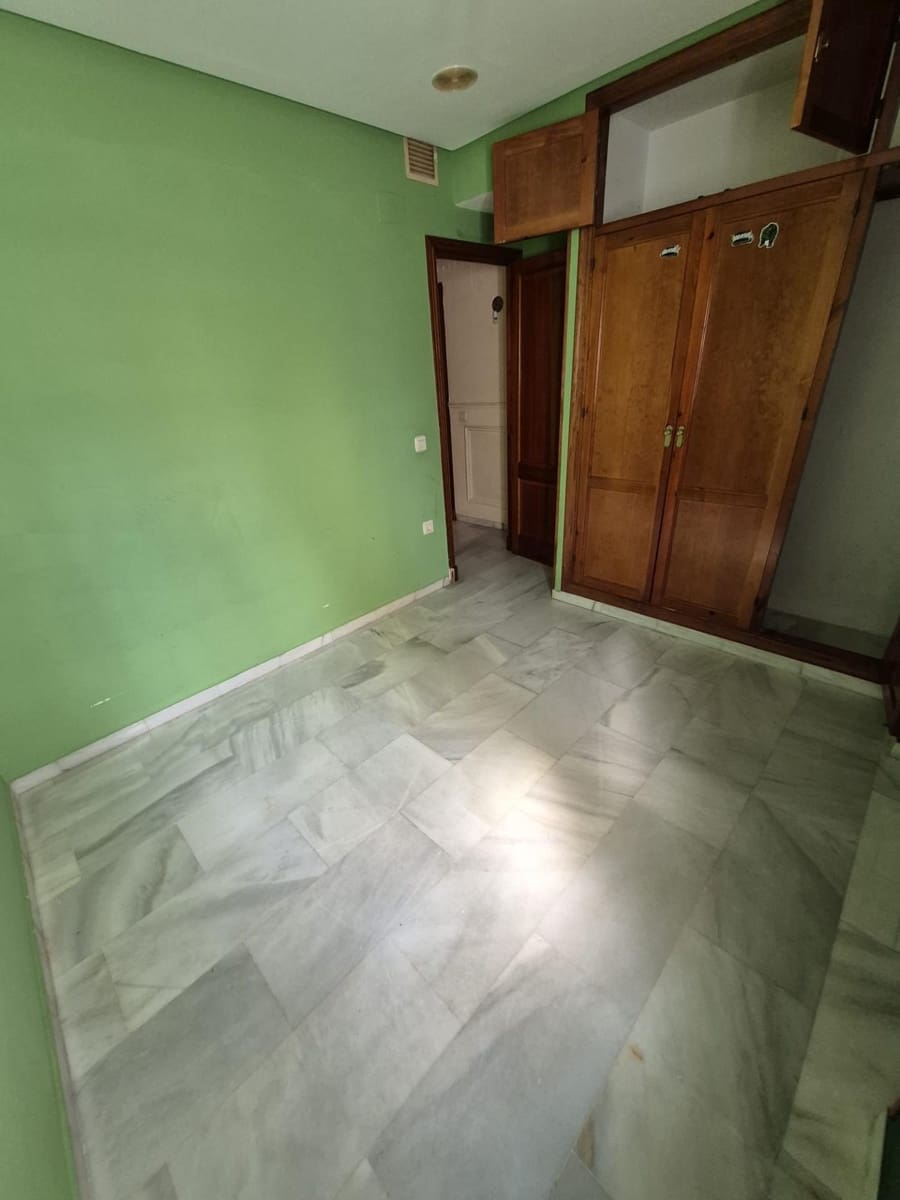 4 slaapkamer Flat te koop in Arcos de la Frontera - € 100.000 (Ref: 6194051)