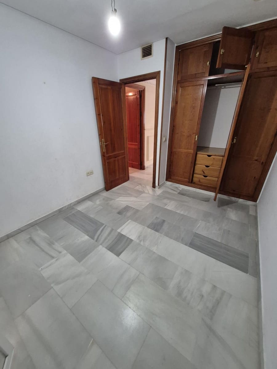 4 slaapkamer Flat te koop in Arcos de la Frontera - € 100.000 (Ref: 6194051)