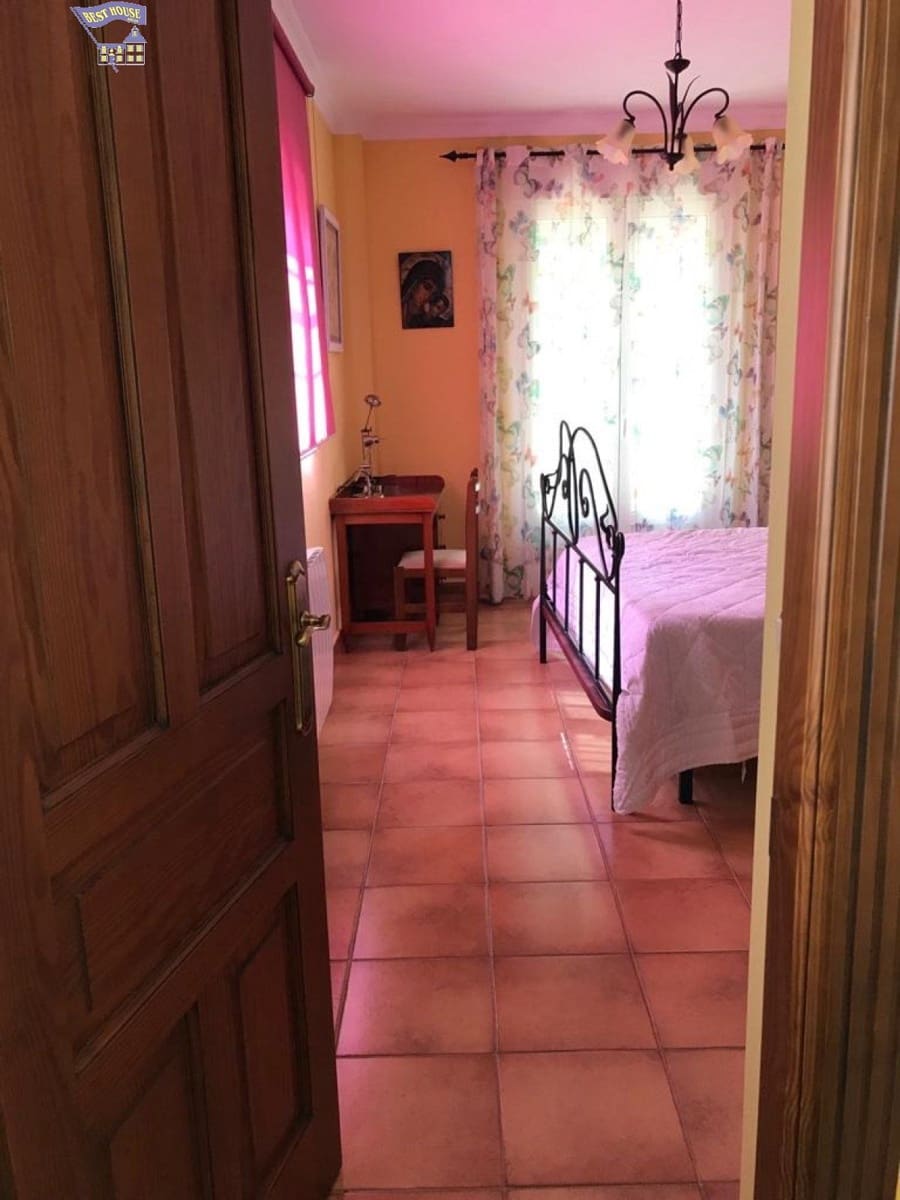 5 soveværelse Villa til salg i Arcos de la Frontera - € 285.000 (Ref: 6194067)