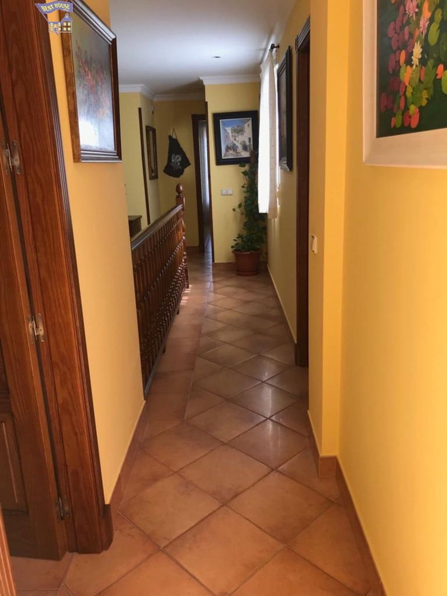 5 soveværelse Villa til salg i Arcos de la Frontera - € 285.000 (Ref: 6194067)