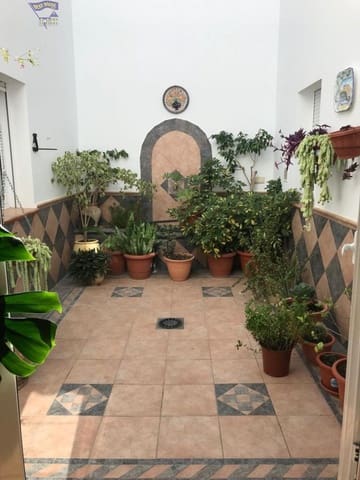 5 Zimmer Villa zu verkaufen in Arcos de la Frontera - 285.000 € (Ref: 6194067)