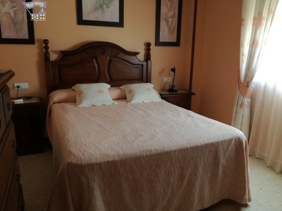 2 bedroom Flat for sale in Arcos de la Frontera - € 77,000 (Ref: 6194075)