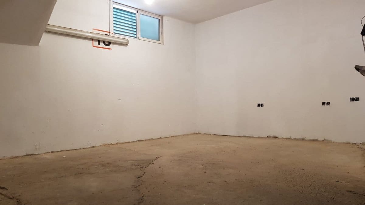 Garaż na sprzedaż w Arcos de la Frontera - 15 500 € (Ref: 6194095)