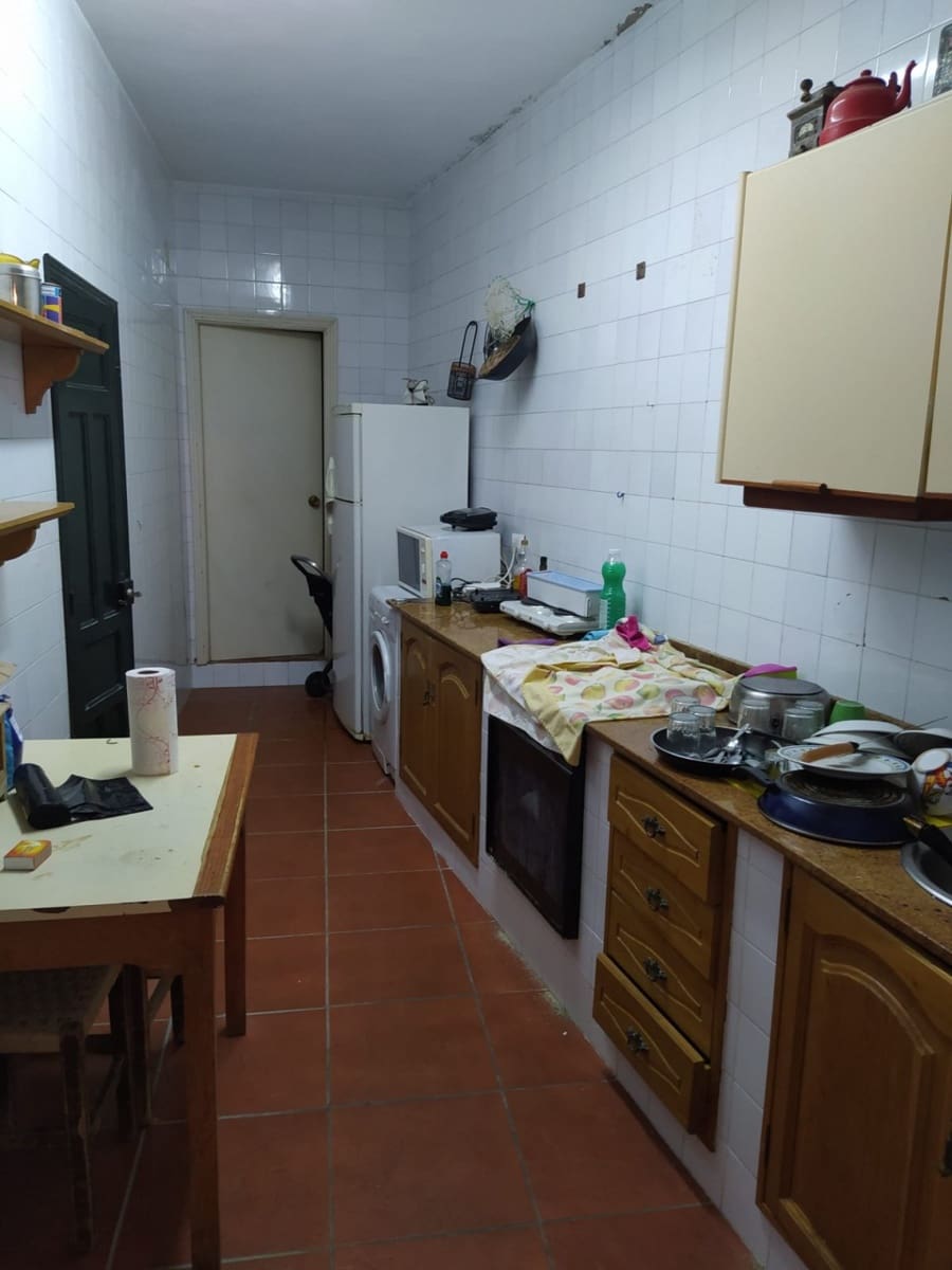 8 bedroom Townhouse for sale in Arcos de la Frontera - € 120,000 (Ref: 6194137)