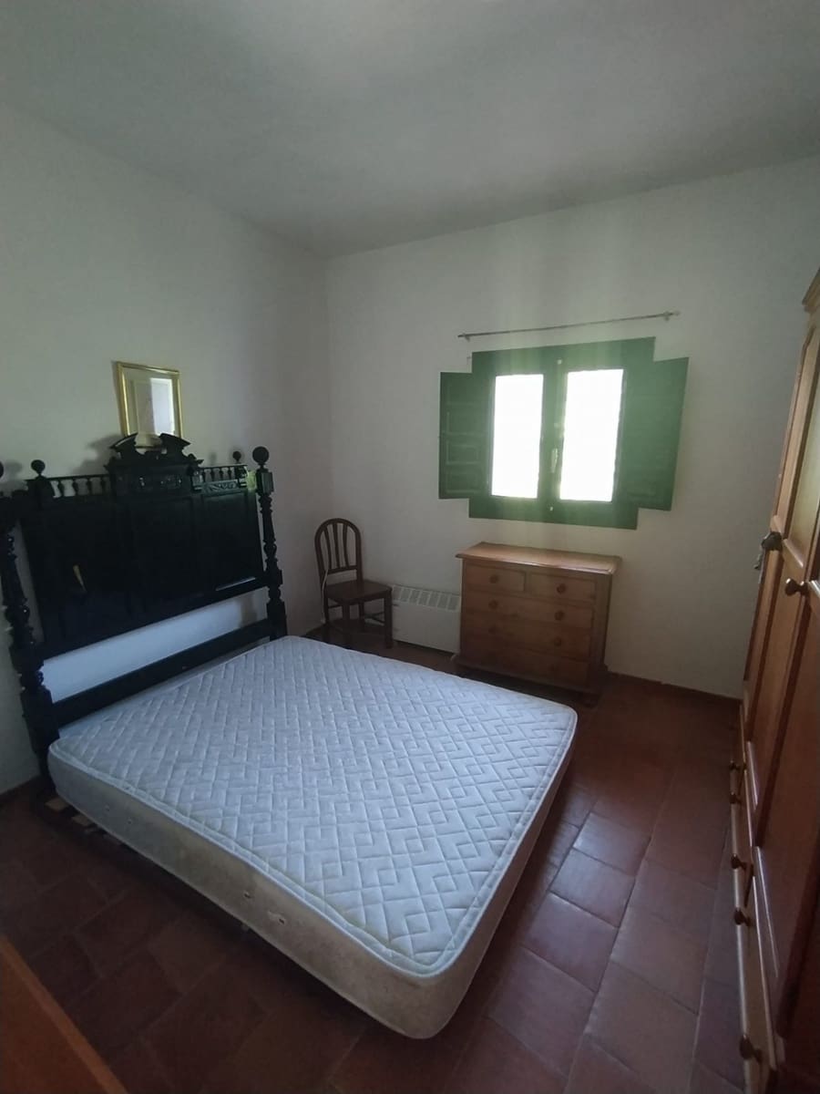 8 bedroom Townhouse for sale in Arcos de la Frontera - € 120,000 (Ref: 6194137)