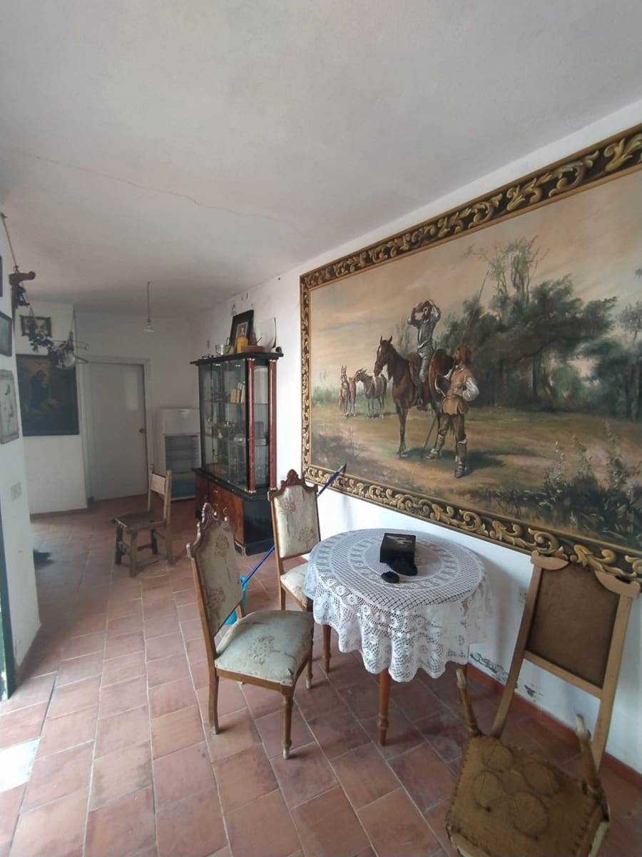 8 bedroom Townhouse for sale in Arcos de la Frontera - € 120,000 (Ref: 6194137)