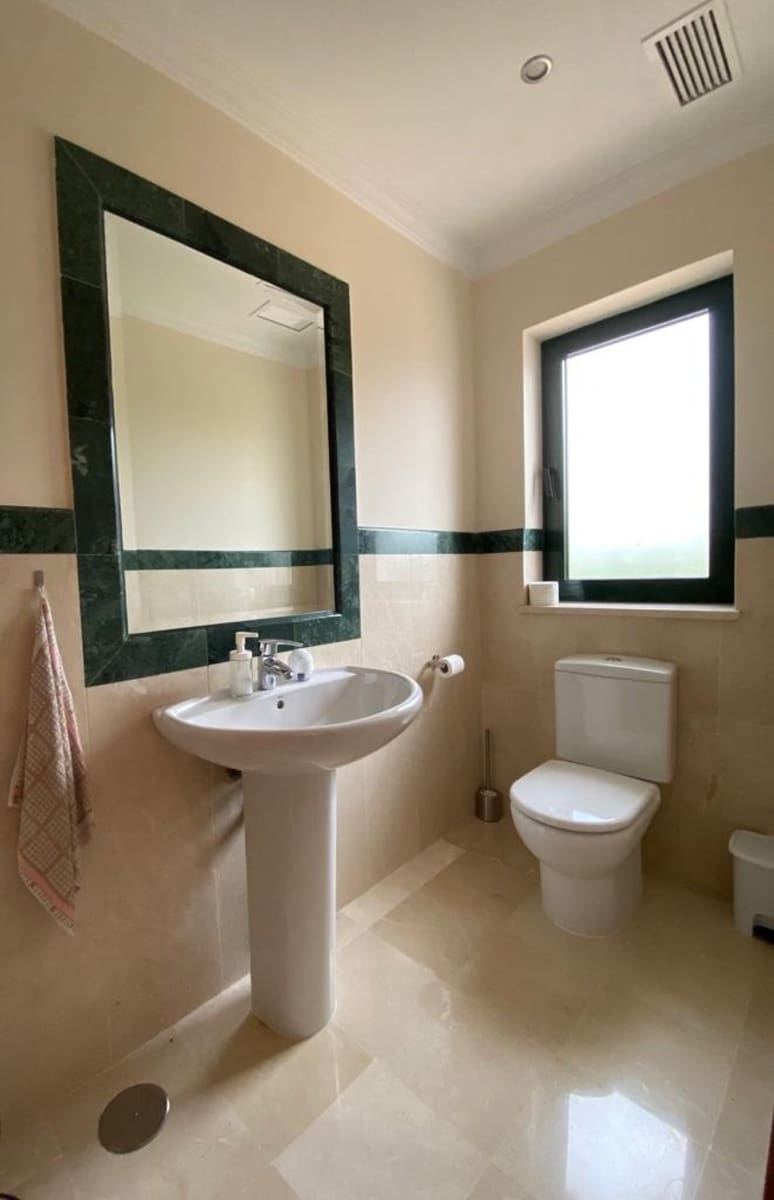6 bedroom Villa for sale in Arcos de la Frontera with pool garage - € 795,000 (Ref: 6194154)