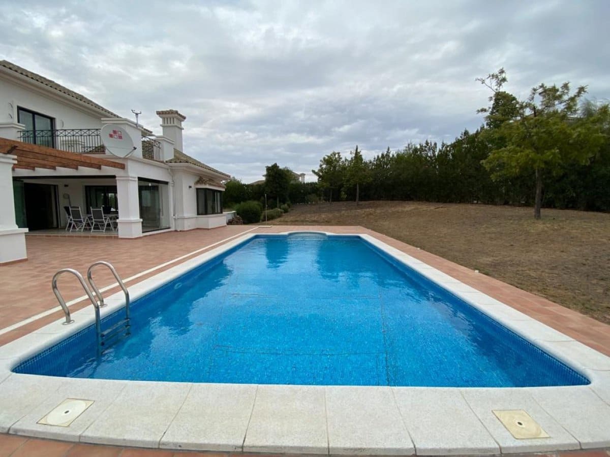 6 bedroom Villa for sale in Arcos de la Frontera with pool garage - € 795,000 (Ref: 6194154)