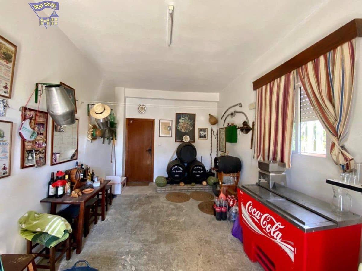 3 bedroom Finca/Country House for sale in Arcos de la Frontera with pool - € 270,000 (Ref: 6194160)