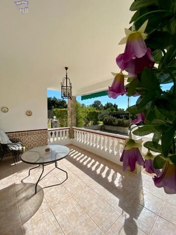 3 bedroom Finca/Country House for sale in Arcos de la Frontera with pool - € 270,000 (Ref: 6194160)