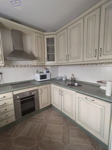 4 makuuhuone Omakotitalo myytävänä paikassa Arcos de la Frontera - 178 000 € (Ref: 7002176)