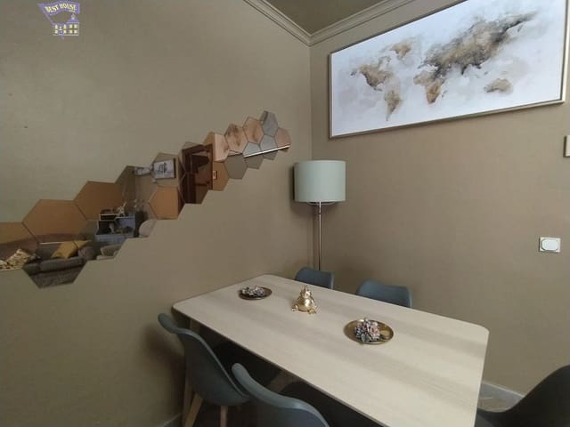 4 makuuhuone Omakotitalo myytävänä paikassa Arcos de la Frontera - 178 000 € (Ref: 7002176)