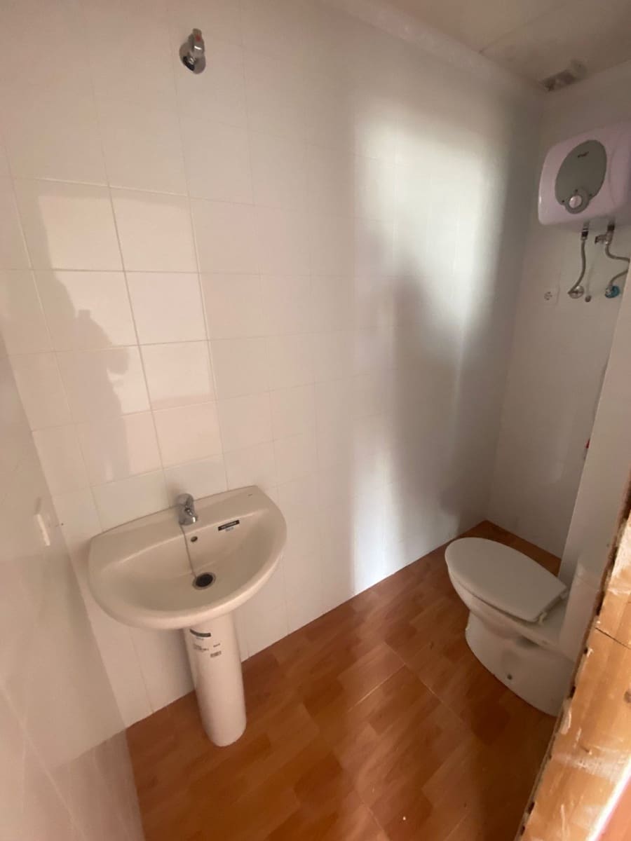 Kaupallinen vuokrattavana paikassa Arcos de la Frontera mukana 
autotalli - 605 € (Ref: 7225370)