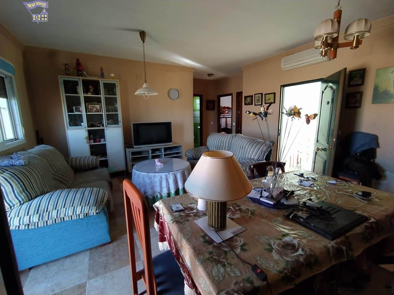 2 bedroom Villa for sale in Arcos de la Frontera with pool € 125,000