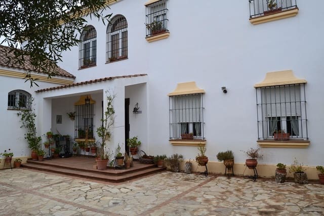 7 quarto Quinta/Casa Rural para venda em Arcos de la Frontera com piscina - 950 000 € (Ref: 7751396)
