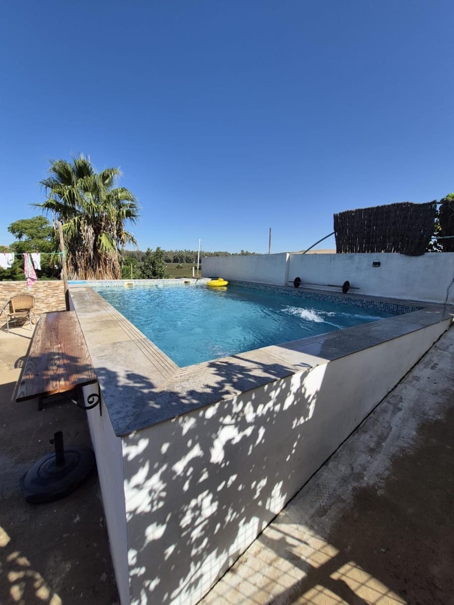 3 bedroom Finca/Country House for sale in Arcos de la Frontera with pool - € 199,900 (Ref: 7753631)