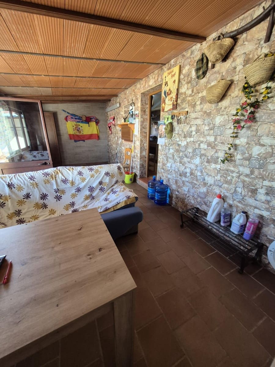 3 bedroom Finca/Country House for sale in Arcos de la Frontera with pool - € 199,900 (Ref: 7753631)