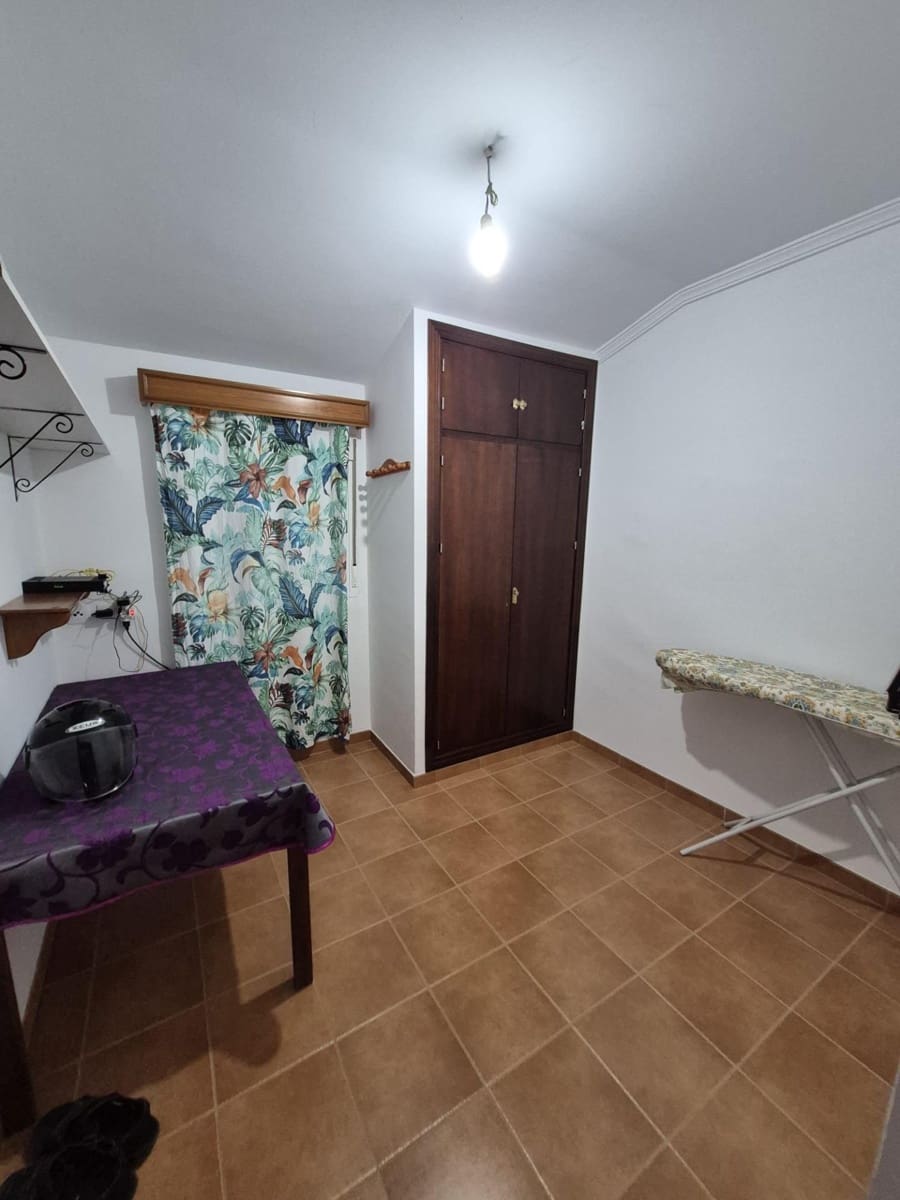 3 bedroom Finca/Country House for sale in Arcos de la Frontera with pool - € 199,900 (Ref: 7753631)