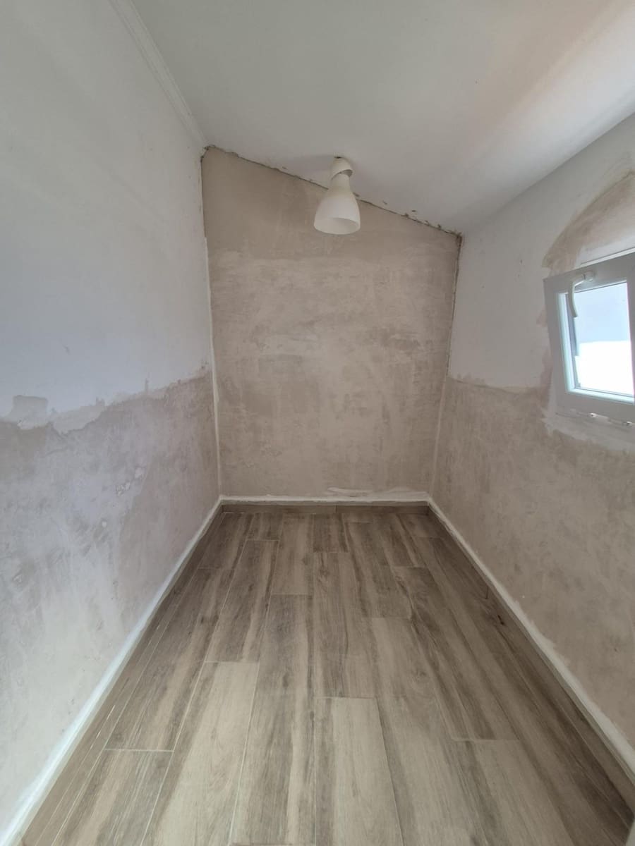 3 bedroom Finca/Country House for sale in Arcos de la Frontera with pool - € 199,900 (Ref: 7753631)