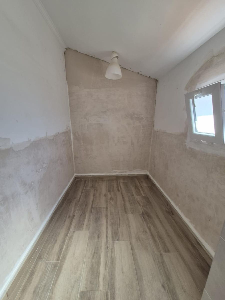 3 bedroom Finca/Country House for sale in Arcos de la Frontera with pool - € 199,900 (Ref: 7753631)