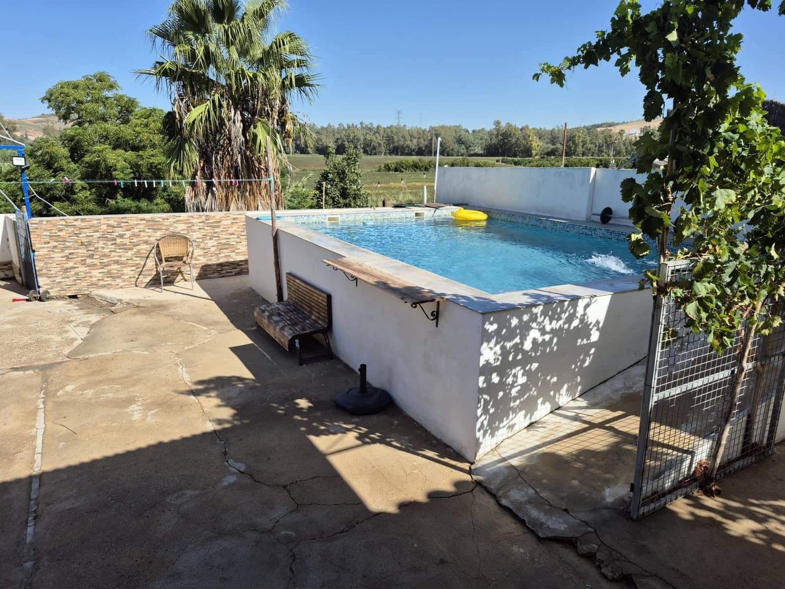 3 bedroom Finca/Country House for sale in Arcos de la Frontera with pool - € 199,900 (Ref: 7753631)
