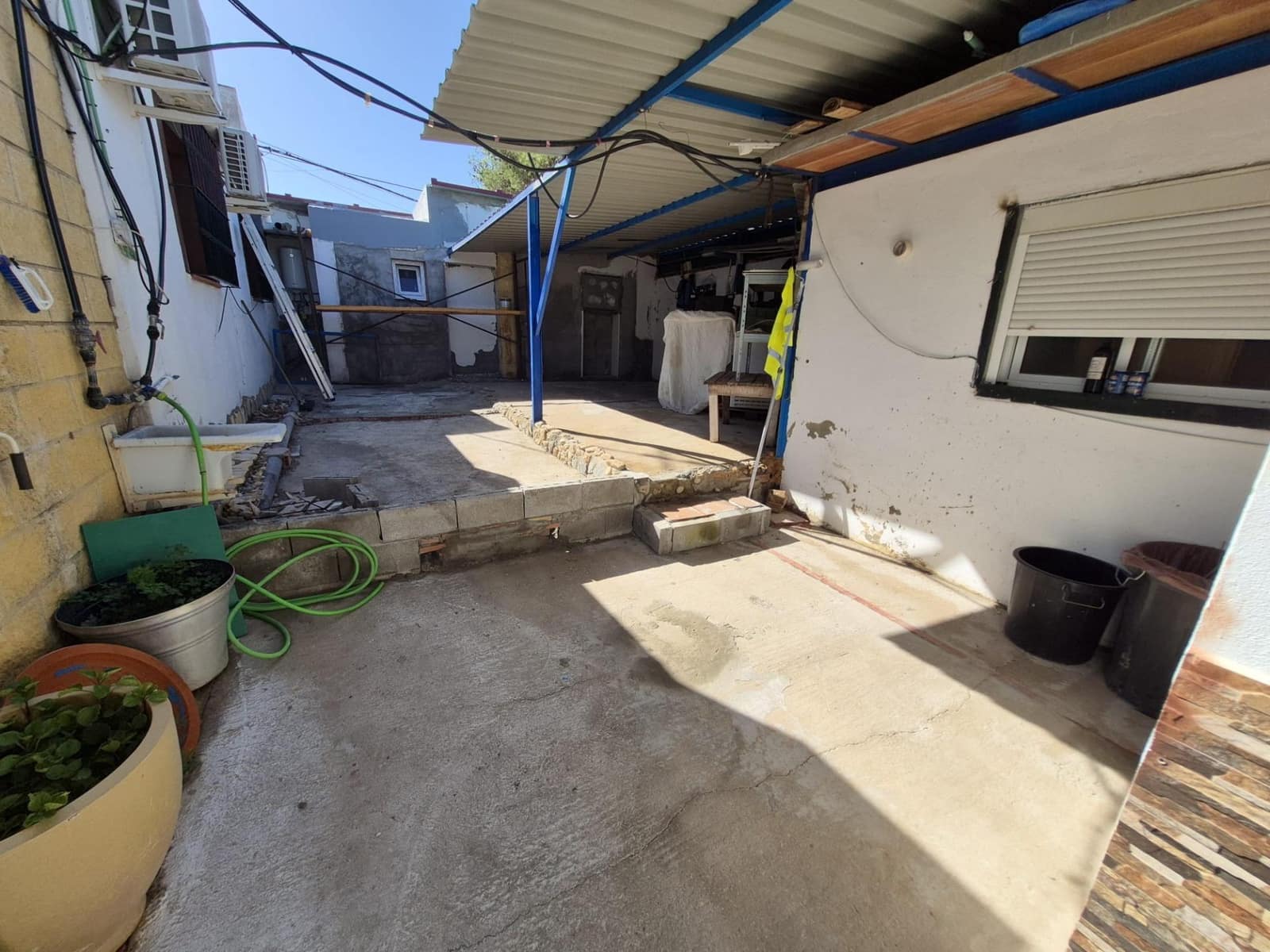 3 bedroom Finca/Country House for sale in Arcos de la Frontera with pool - € 199,900 (Ref: 7753631)