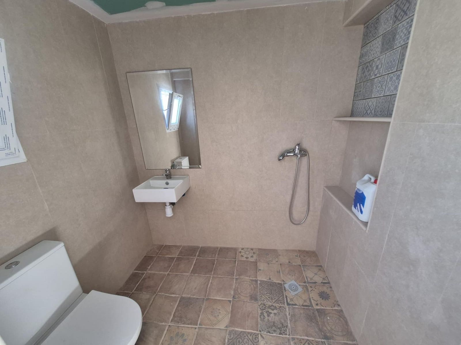 3 bedroom Finca/Country House for sale in Arcos de la Frontera with pool - € 199,900 (Ref: 7753631)