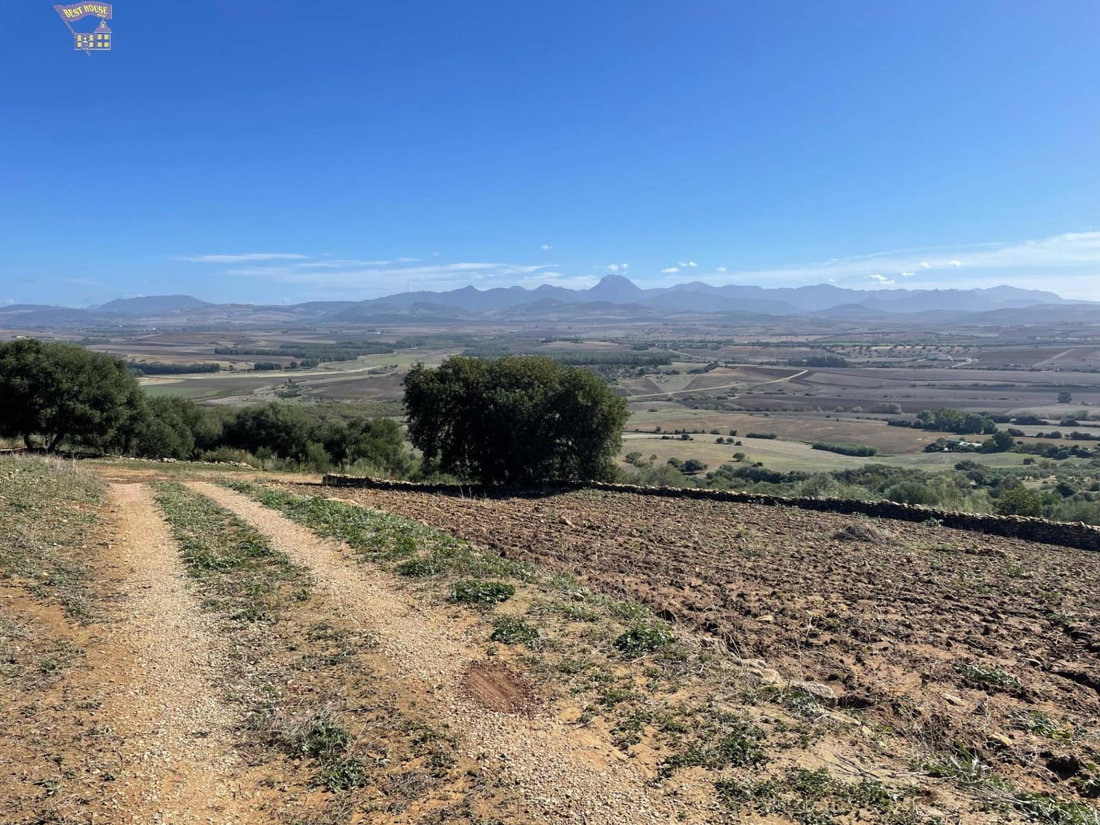 2 bedroom Finca/Country House for sale in Arcos de la Frontera - € 260,000 (Ref: 8085152)