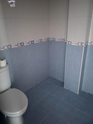 3 slaapkamer Flat te huur in Arcos de la Frontera - € 475 (Ref: 8098406)