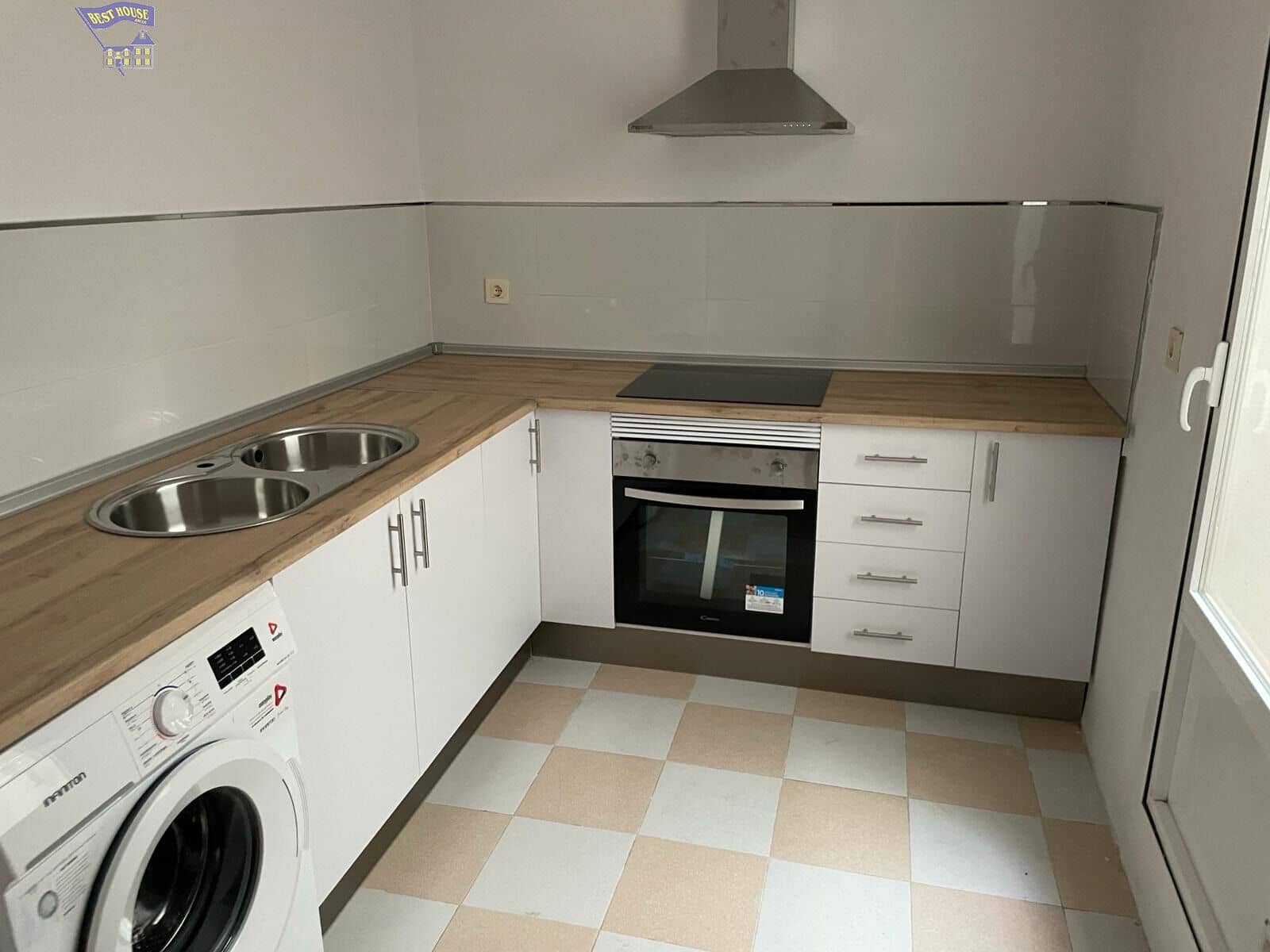 3 bedroom Flat for rent in Arcos de la Frontera - € 475 (Ref: 8098406)