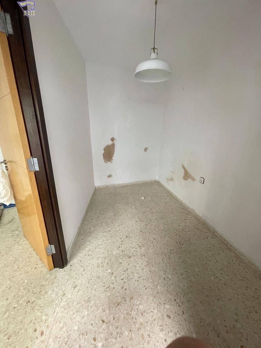 4 soveværelse Erhverv til salg i Arcos de la Frontera - € 25.000 (Ref: 8126576)