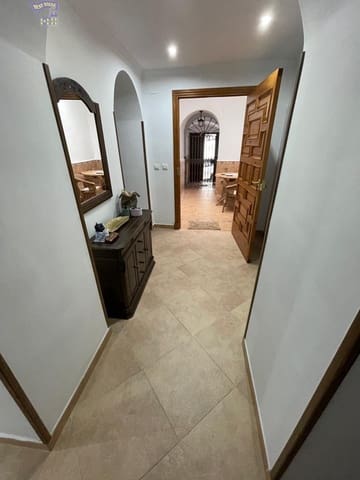 Casa de 5 habitaciones en Arcos de la Frontera en venta - 182.000 € (Ref: 8589119)