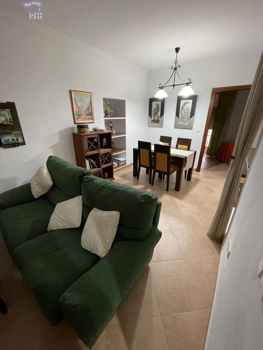 Casa de 5 habitaciones en Arcos de la Frontera en venta - 182.000 € (Ref: 8589119)