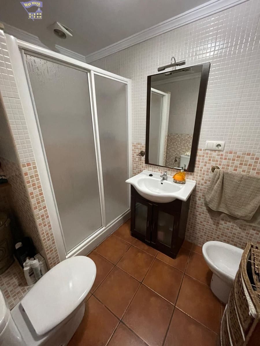 Casa de 5 habitaciones en Arcos de la Frontera en venta - 182.000 € (Ref: 8589119)