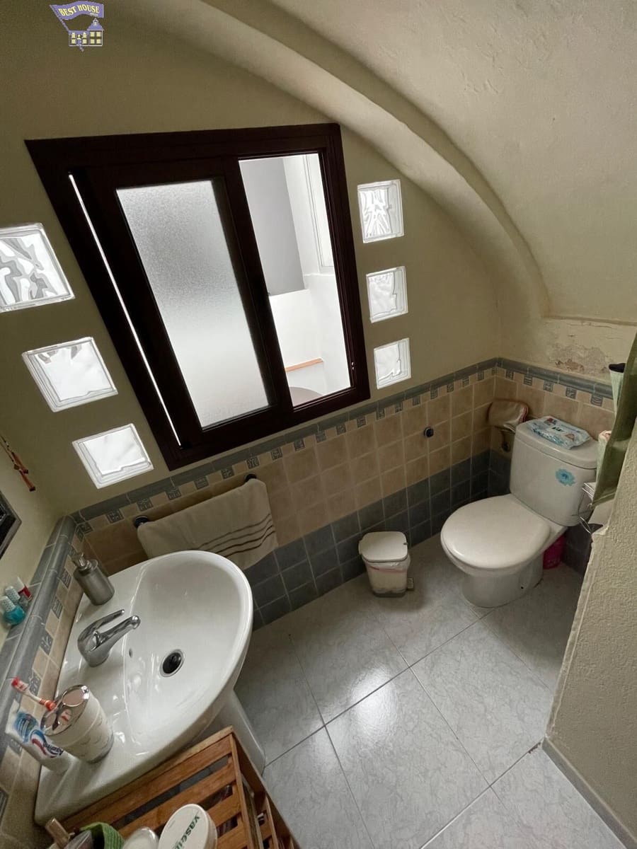 Casa de 5 habitaciones en Arcos de la Frontera en venta - 182.000 € (Ref: 8589119)