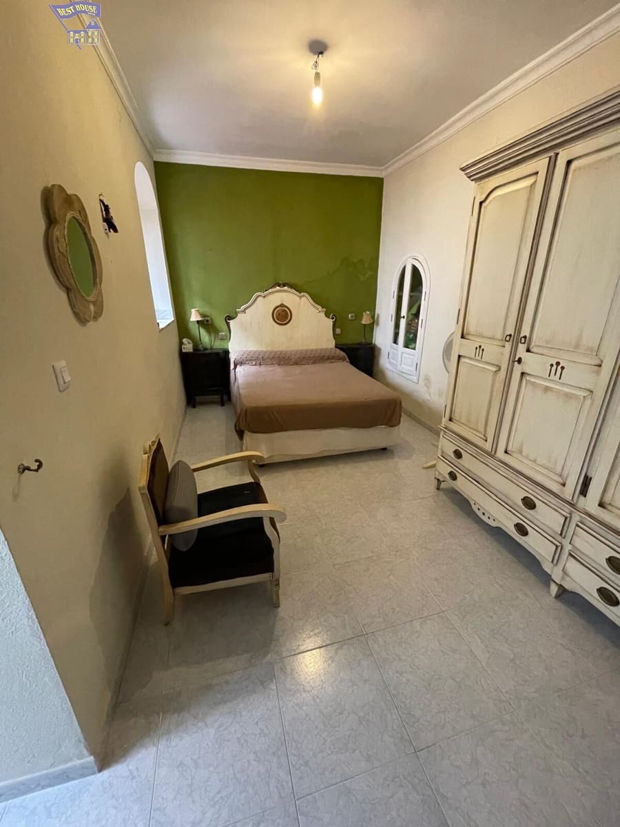 Casa de 5 habitaciones en Arcos de la Frontera en venta - 182.000 € (Ref: 8589119)