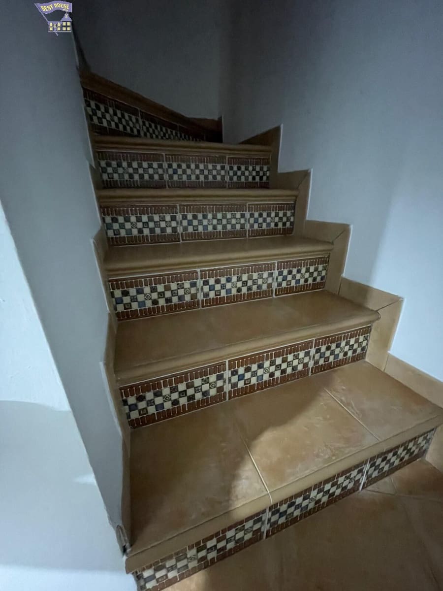 Casa de 5 habitaciones en Arcos de la Frontera en venta - 182.000 € (Ref: 8589119)