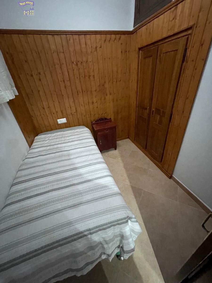 Casa de 5 habitaciones en Arcos de la Frontera en venta - 182.000 € (Ref: 8589119)